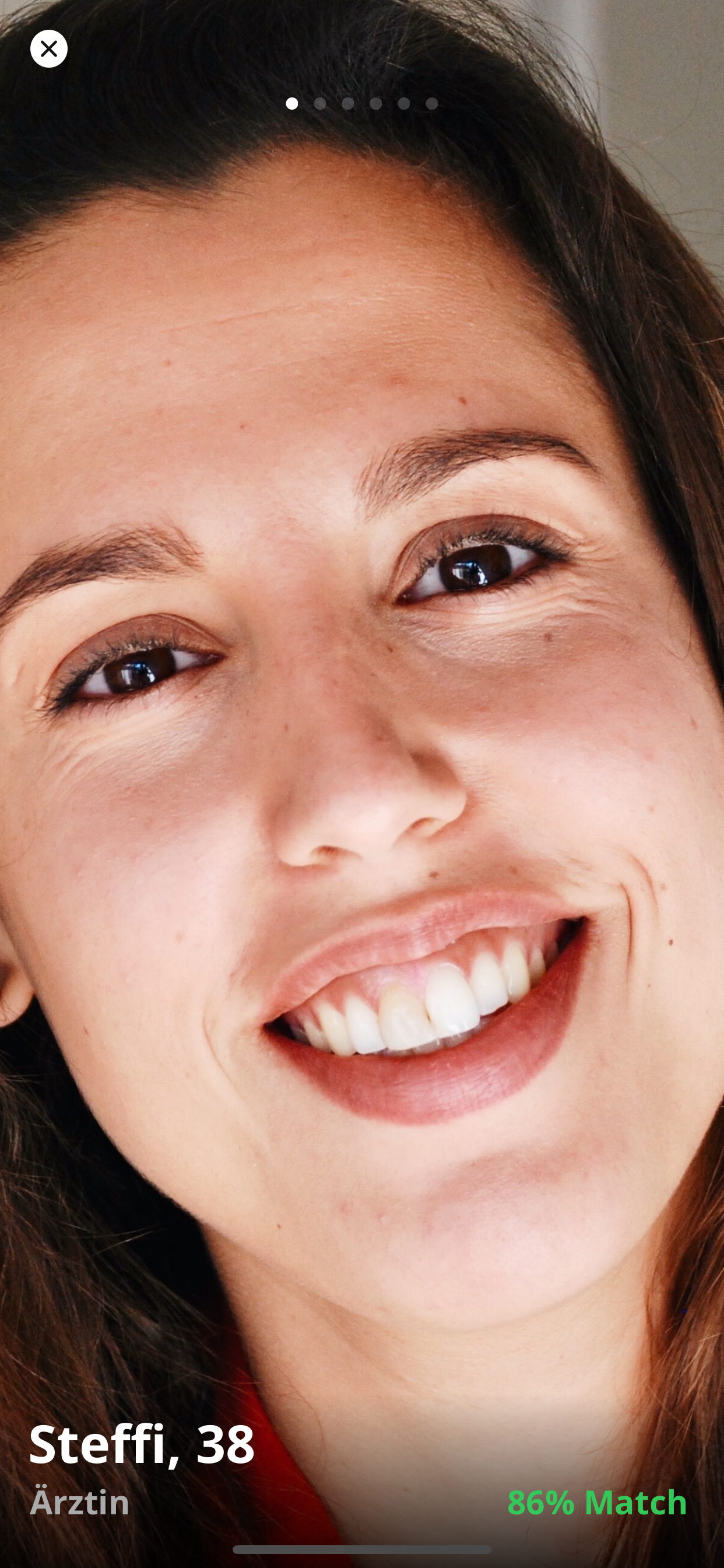 Full-screen photo with match percentage